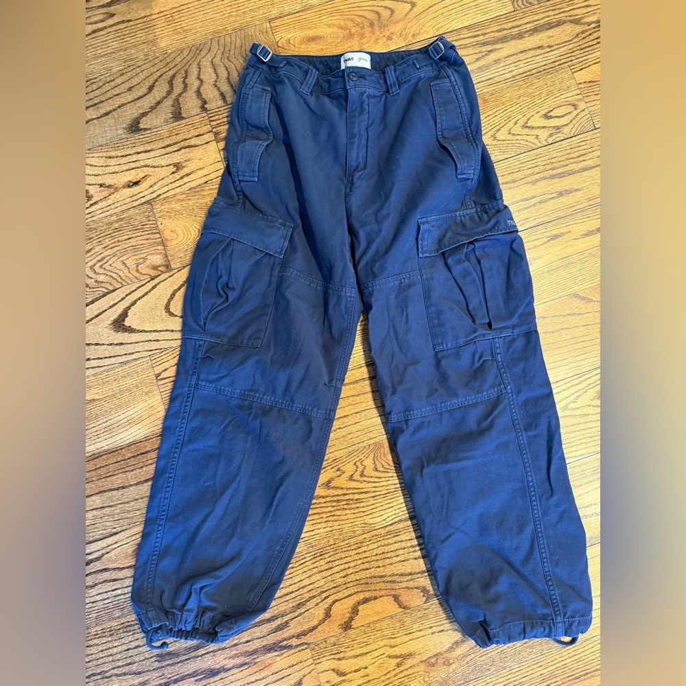 Aritzia / TNA Cargo Pants - Blue - Size 8